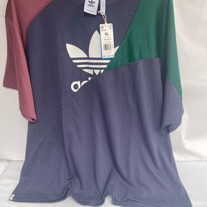 $45 Adidas t-shirt oversized size XL new with tag